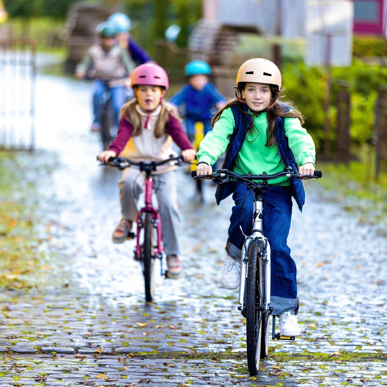 Balance bike or bicycle? When is the right time to switch?